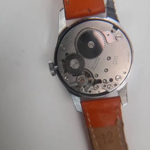 ( 今日秒閃價 ) 全新古董1950 Swiss ARIOS童裝上鍊美國漫畫棒球錶 (每分鐘打捧120次...
