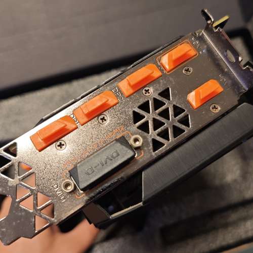新淨 AORUS GeForce&reg; GTX 1080 Ti Xtreme Edition 11G