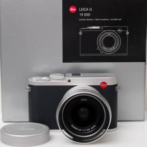 Leica Q silver