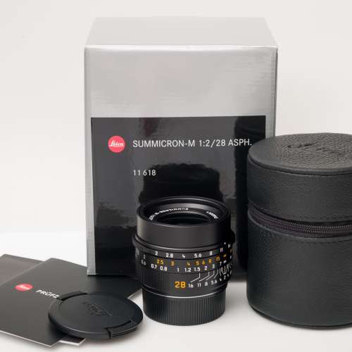 Leica Summicron-M 28mm f/2.0 Asph II 0.4m close focus 11618