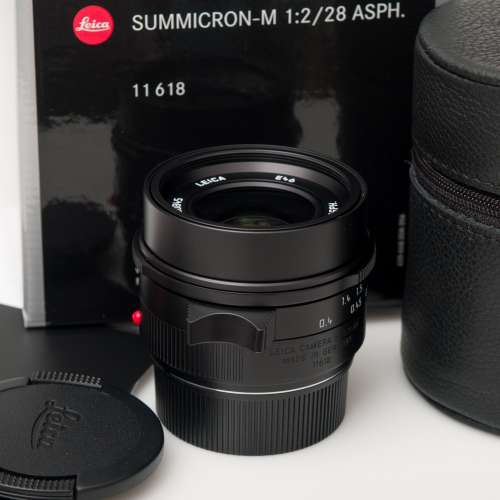 Leica Summicron-M 28mm f/2.0 Asph II 0.4m close focus 11618