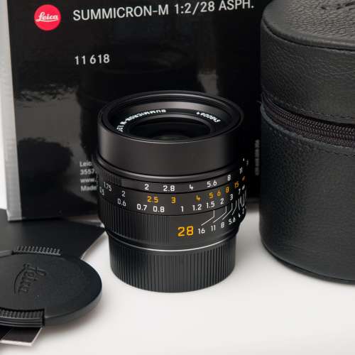 Leica Summicron-M 28mm f/2.0 Asph II 0.4m close focus 11618