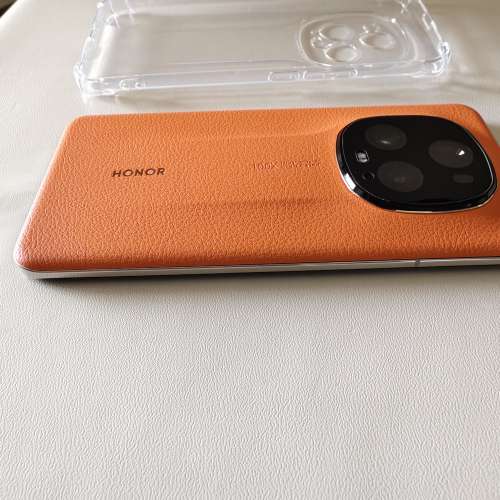 Honor Magic5 至臻版