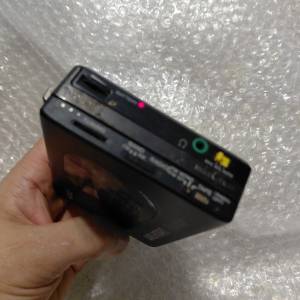 SONY WM-FX50 RADIO CASSETTE PLAYER WALKMAN
