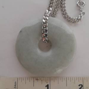 48x8mmA玉平安扣，配上4mm30寸電白金銅頸鏈。清貨歡迎出價。no.28.4.26