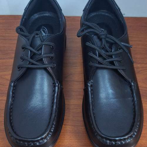 返工返學黑皮鞋size38(寄順豐自提櫃包郵)