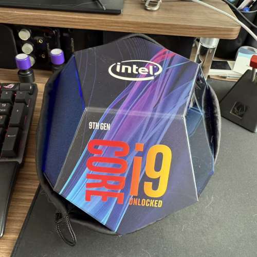 i9 9900x Z390-F 底板  VENGENANCE 16GB RAMX2 antec ne750gld