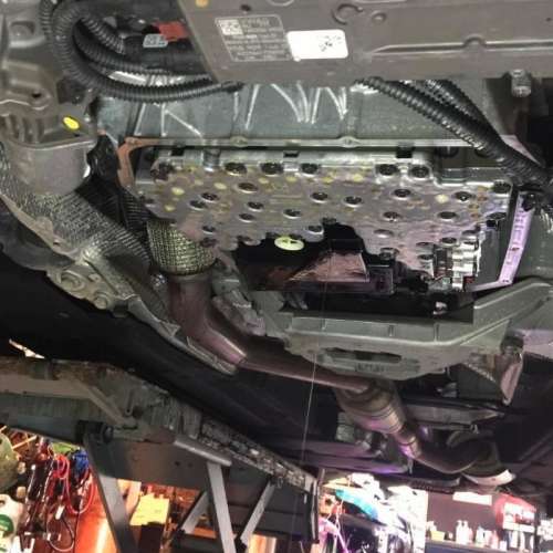 原廠式 .. 汽車修理 保時捷 Porsche 車房   冷氣漏雪種