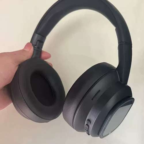 HYUNDAI頭戴式藍牙耳機帶屏幕，HIFI音質雙通道大喇叭，雙耳電話同傳譯
