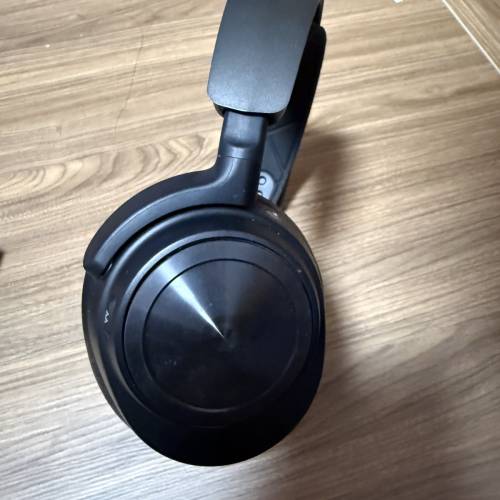 賣9成新SteelSeries Arctis Nova Pro
