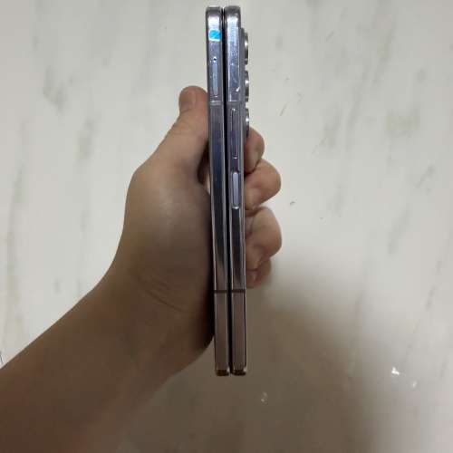 99新全網最平🔥Samsung galaxy fold 5 12+1Tb 雙卡esim藍色可換iphone/ipad