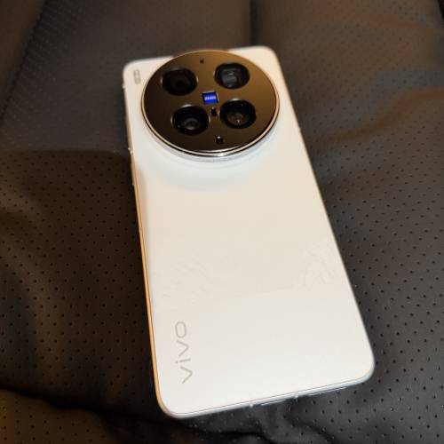 Vivo X300Ultra 白色 16+512 連 G2 Ultra 增距鏡