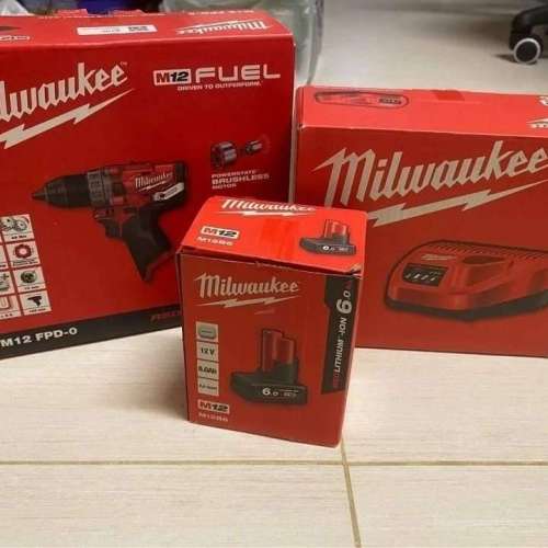 (全新有盒) Milwaukee M12 FUELTM電鑽 , 3.0Ah 鋰電池 及充電器 , 各一件