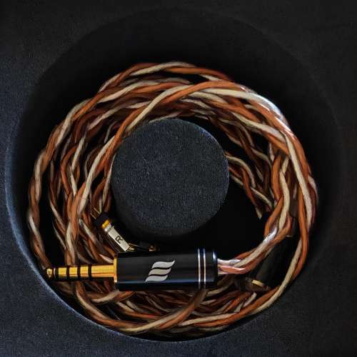 99新 Effect Audio Horus 26 AWG 超高純度 UP-OCC 銀鍍金4.4 2pin 線