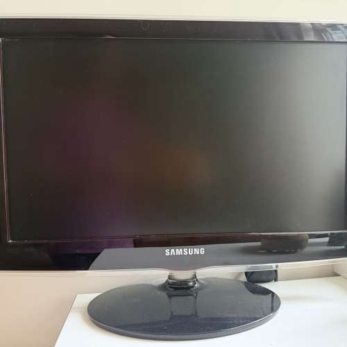 Samsung LED iDTV 22&rdquo;