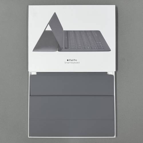 90% New Apple Smart Keyboard for iPad Pro 12.9 inch Gen 1 2015 / Gen 2 2017