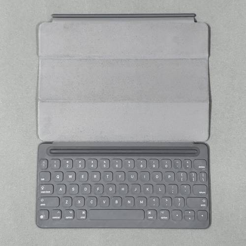 Apple iPad Smart Keyboard for iPad 7 8 9 / iPad Air Gen 3 / iPad Pro 10.5