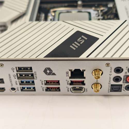 代售MSI PRO Z790-A MAX WIFI 7 (DDR5) 95%New 送 MSI USB4 PD100W Pcie Card not,...