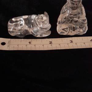 一手兩件天然水晶全清約2.5吋小擺件，觀音/河馬，每件三百五十元兩件五百元。no.3....