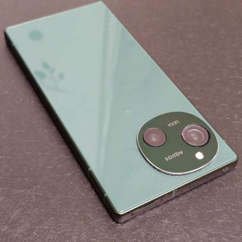 日版 Sharp R9 256GB Green colour 支援香港5G網絡 留意內文先出價  同時出售Sony ...