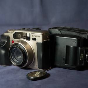 Fujifilm ga645zi & strobe ga flash