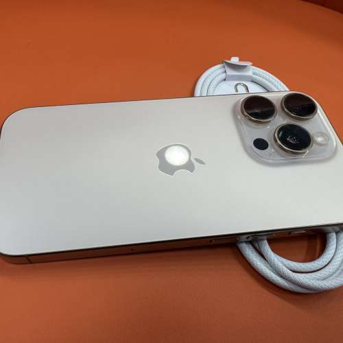 99%New iPhone 16 Pro 1TB 金色 香港行貨 有配件 自用首選超值