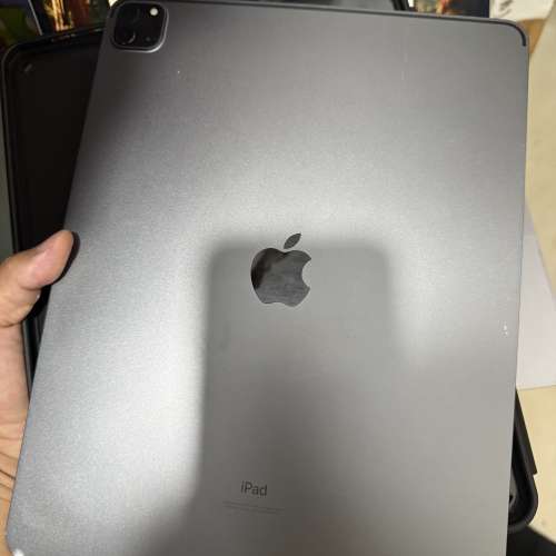 大機iPad Pro (12.9  吋)（第四代 ）256gb,電池健康度87，所有功能正常！