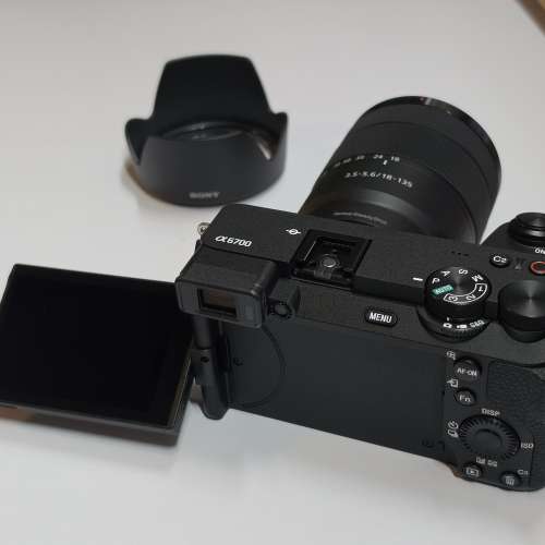 SONY &alpha;6700 連18-135mm 無反相機鏡頭套裝