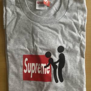 supreme tee ( 全新）