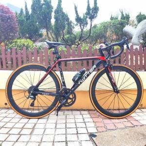 TWITTTER 公路車 |鋁架碳叉 |SHIMANO TIAGRA 套件 |碳纖維輪組 |碳一體把 |SCHWALBE...
