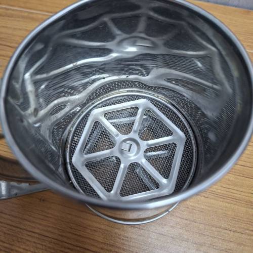 不銹鋼手持式麵粉篩