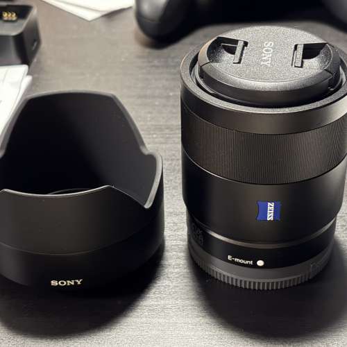 Zeiss FE 55mm f1.8 ZA (Sony E-mount)