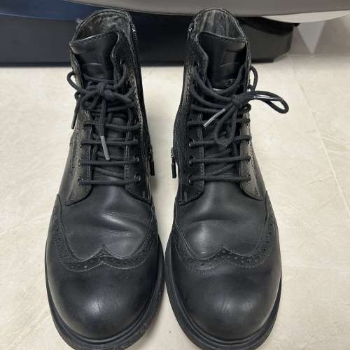 【85% 新】Camper 黑色真皮雕花短靴 EU 39