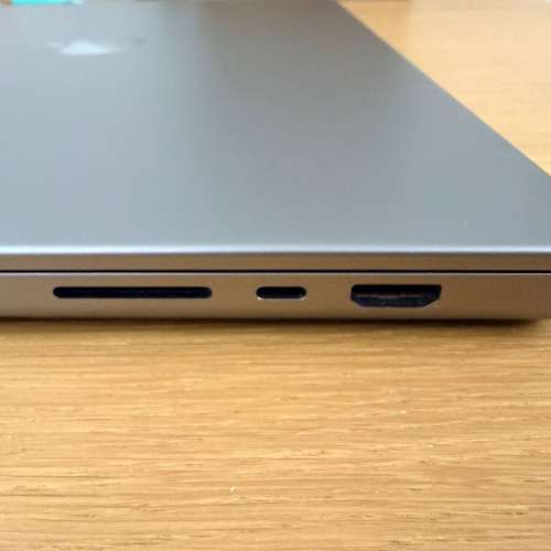 Macbook 16" M1 Pro 16GB 512