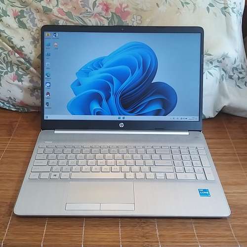 HP 15s-du3048TU