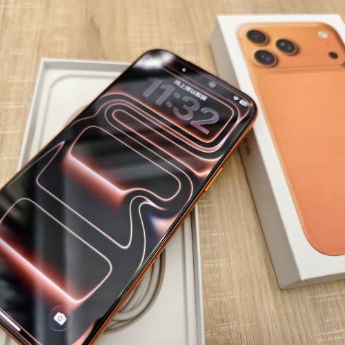 Iphone17proMax 256gb卡貼機（愛馬仕橙）