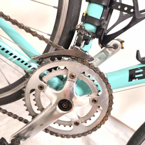 Bianchi 小鐵人公路車 | 鋁架碳叉 | 碳纖維車把 | Shimano Deore 套件 | Ambrosio ...