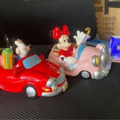 (new) A pair of Mickey & Minnie porcelain dolls
