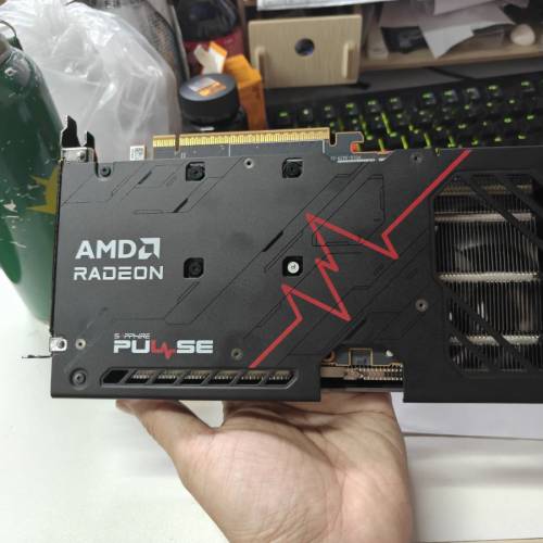 SAPPhIRE PULSE AMD Radeon RX 9060 XT GAMING OC 16GB GDDR6
