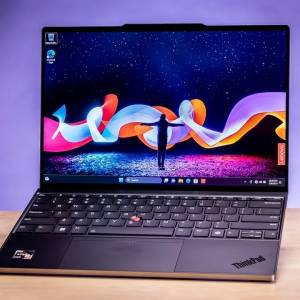 Lenovo ThinkPad Z13 Ryzen7 6850U PRO 32GB ram 1TB SSD 4GLTE 2.8k touchscreen