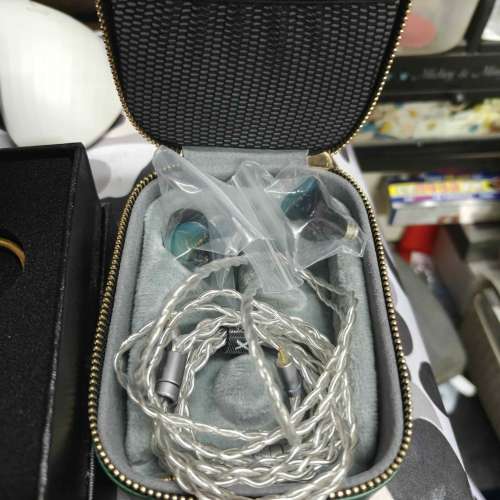 Xenns Mangird Top 1圈8鐵 混合式入耳耳機