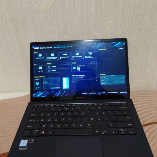 Asus i7 8代