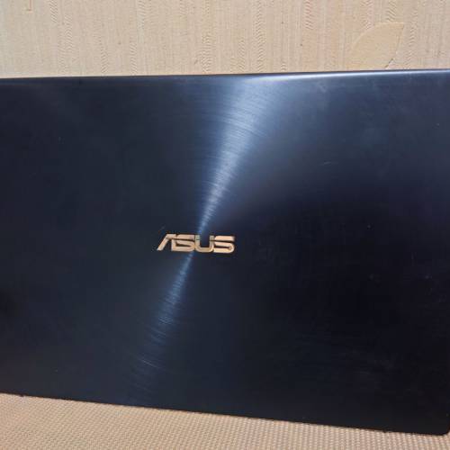 Asus i7 8代