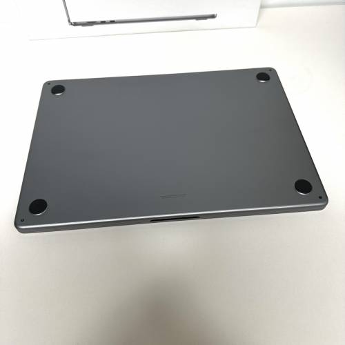 MacBook Air 15&lsquo;&rsquo;吋 M2 24Gram 2TBssd 2023蘋果設計Ai文書型space gray手提電腦全套