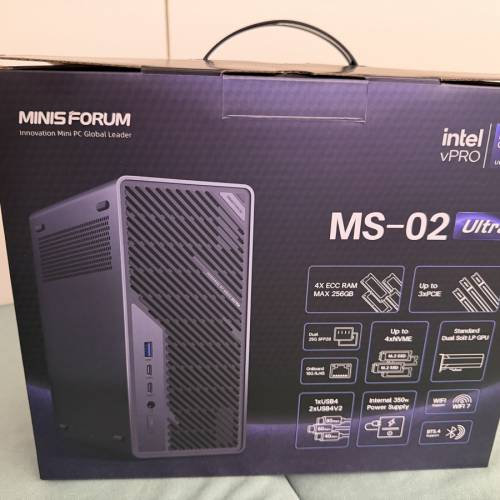 Minisforum MS-02 Ultra Asus 5060 LP