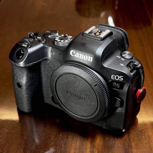 Canon EOS R6 相機 90%new 4原廠電池+金屬底座