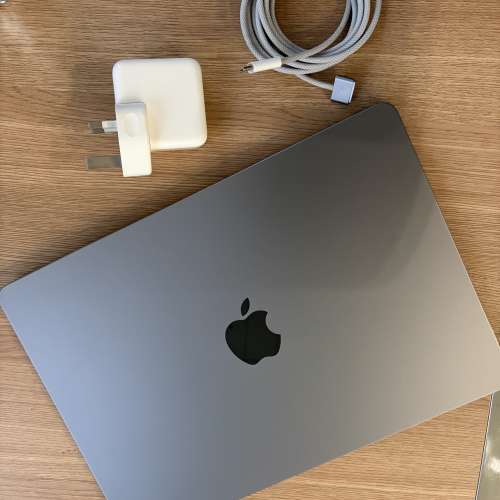 Apple MacBook Air M2 16+256gb 2022 13吋 太空灰 狀況良好 space grey