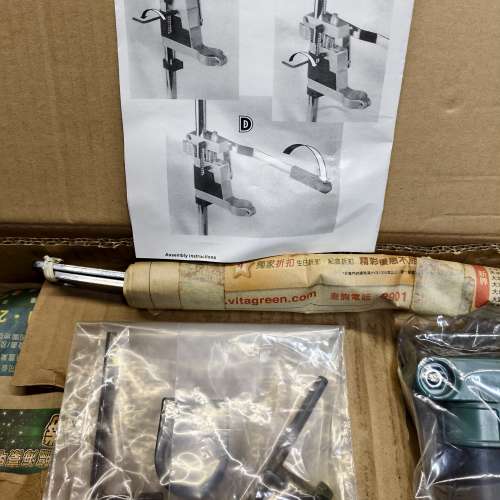 全新品 - 電鑽台一套，連配件