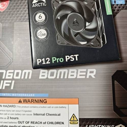 有單有盒全新主板+散熱

+ram+CPU+機箱風扇+電源
