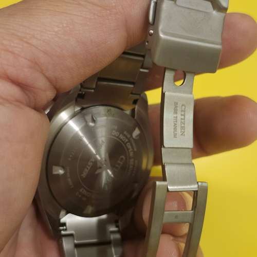 (星辰)  Promaster Marine 系列超級鈦潛水錶，型號為 NY0071-81E